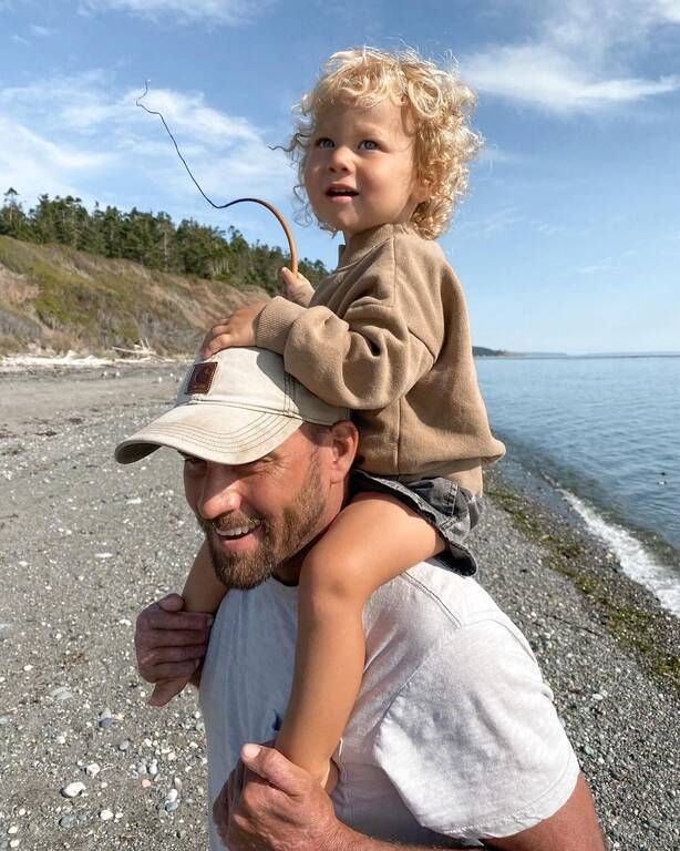 Instagram @ big_islandjoe