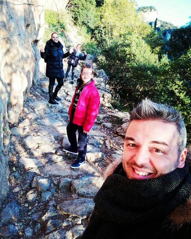 Πέτρος Πολυχρονίδης: Οι σπάνιες φωτογραφίες με τα δύο του παιδιά ( εικόνες)