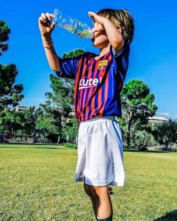 Νίκος Πουρσανίδης: Σπάνια φωτογραφία με τον γιο του μετά από καιρό