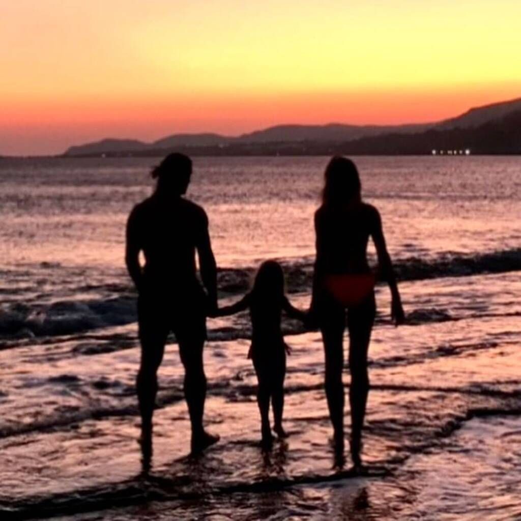 Ζέτα Δούκα: Κάθε χρόνο φωτογραφίζεται με την οικογένειά της στο ίδιο μέρος