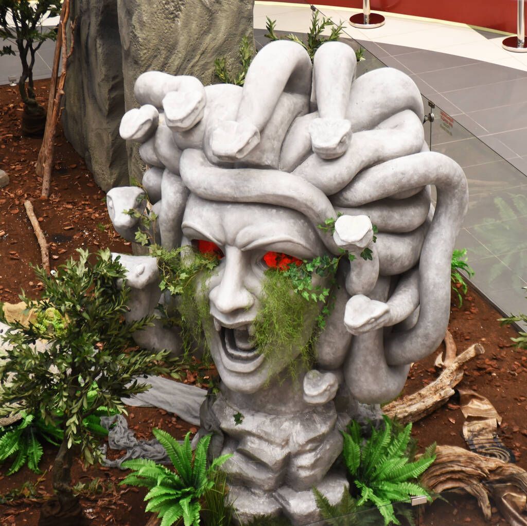 Τέρατα, Θρύλοι & Μύθοι στο Mediterranean Cosmos