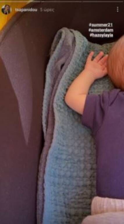 Πόπη Τσαπανίδου: Η κόρη της μας έδειξε για πρώτη φορά το πρόσωπο του γιου της