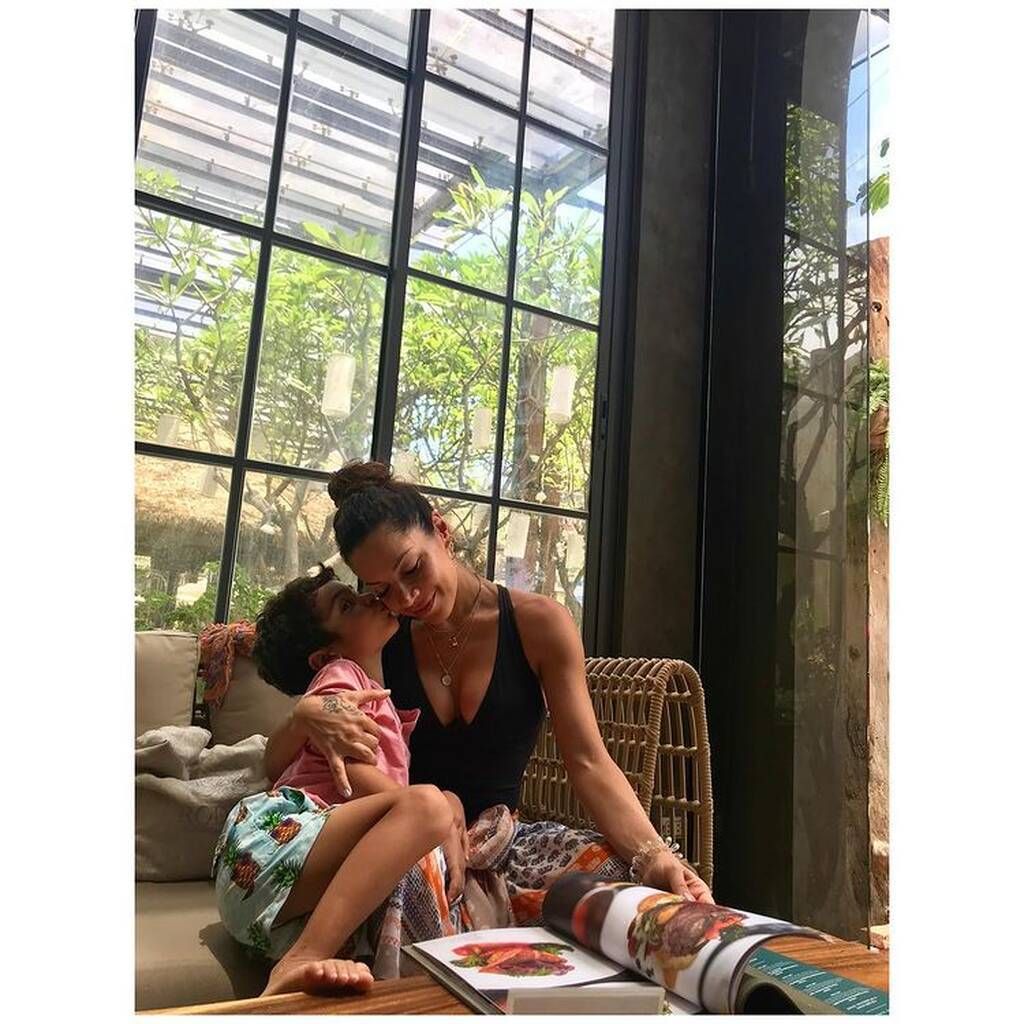 Μαριάντα Πιερίδη: Η selfie με τον γιο της που δείχνει πόσο πολύ μοιάζουν