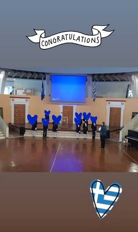 Έλενα Ασημακοπούλου: Καμάρωσε την κόρη της σημαιοφόρο  - Δείτε τις συγκινητικές φωτό