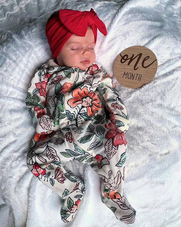 Instagram @  sammi.saint