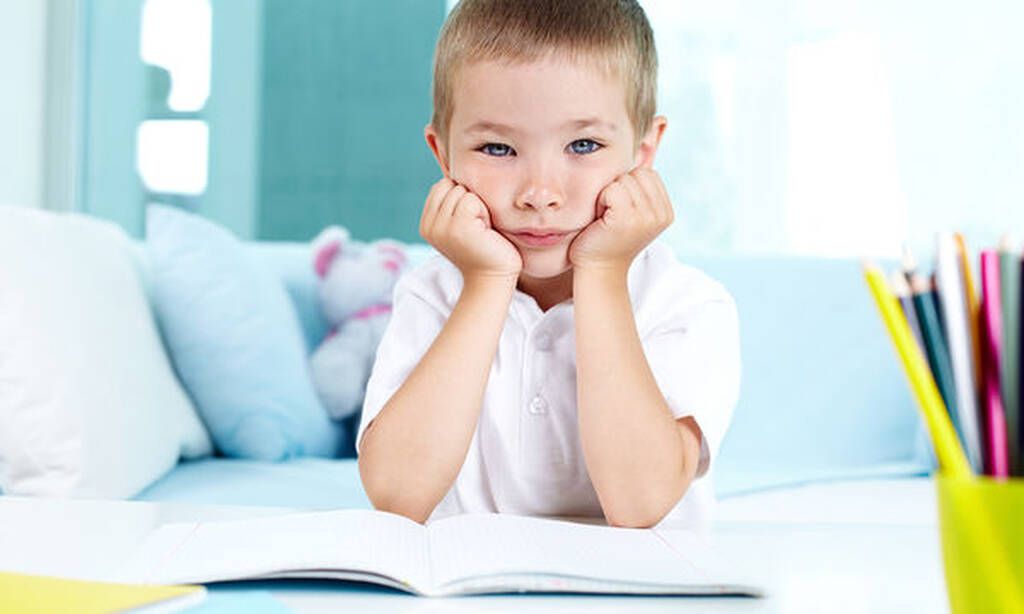 Πείτε «όχι» προσφέροντας μια εναλλακτική
Το να δίνετε επιλογές μπορεί να πείσει το παιδί σας ότι δεν απορρίπτετε το αίτημά του.