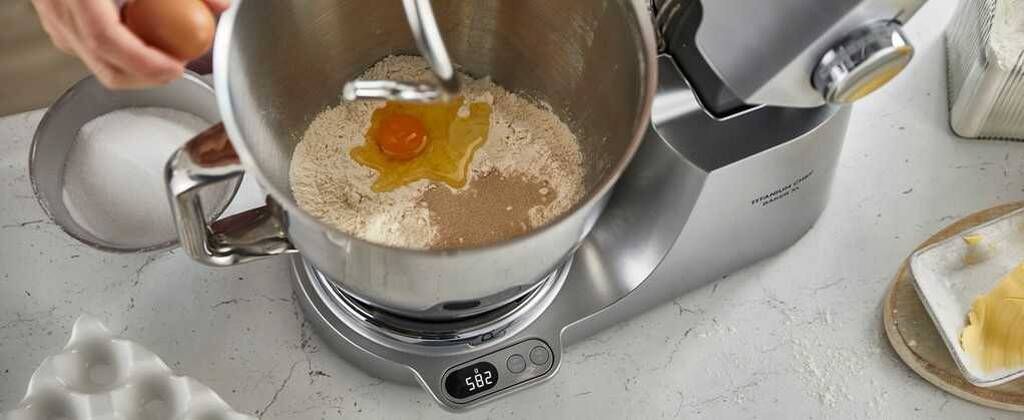 Το δικό σου μίξερ μπορεί να κάνει τα πάντα; Ε λοιπόν, η Kenwood μπορεί!