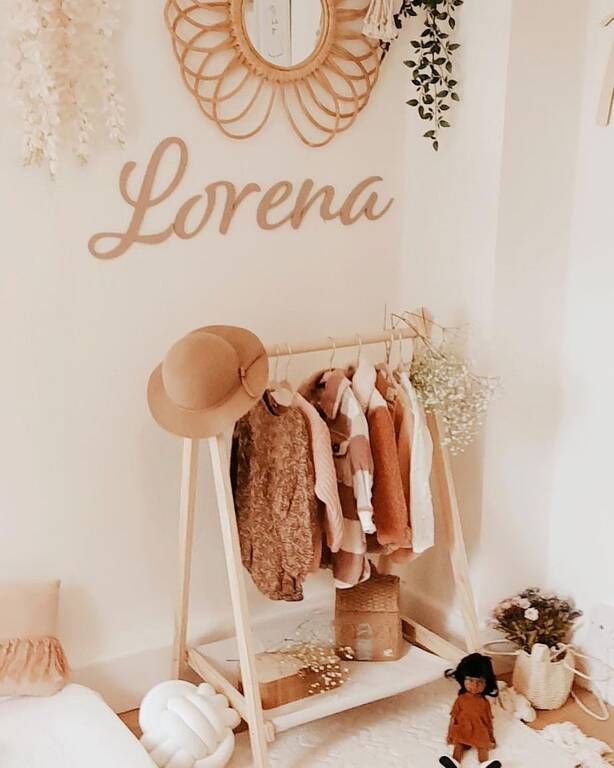 Instagram @ marcela.and.lorena