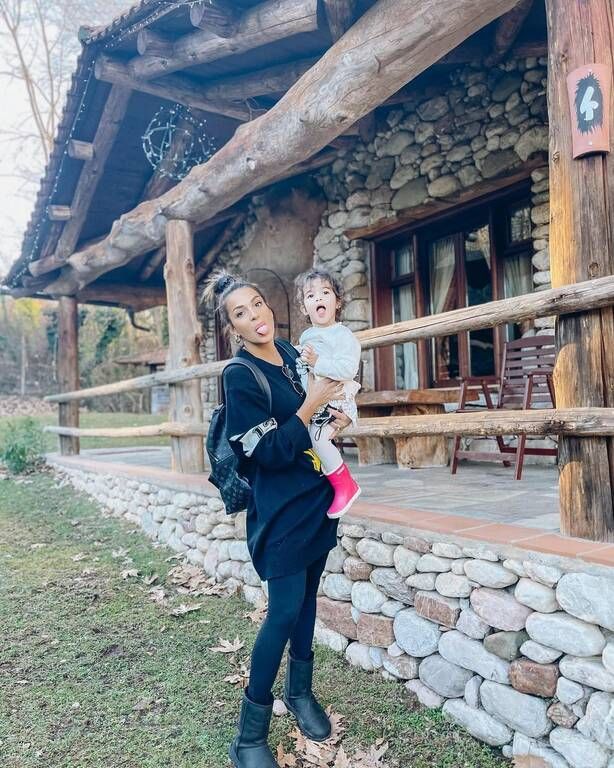 Ελένη Χατζίδου: Η κόρη της έμαθε να μετράει μέχρι το δέκα (εικόνες)