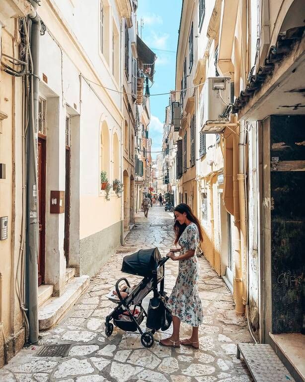 Όλγα Φαρμάκη: Το θρεπτικό φαγητό που δίνει στην μπέμπα της (εικόνες)