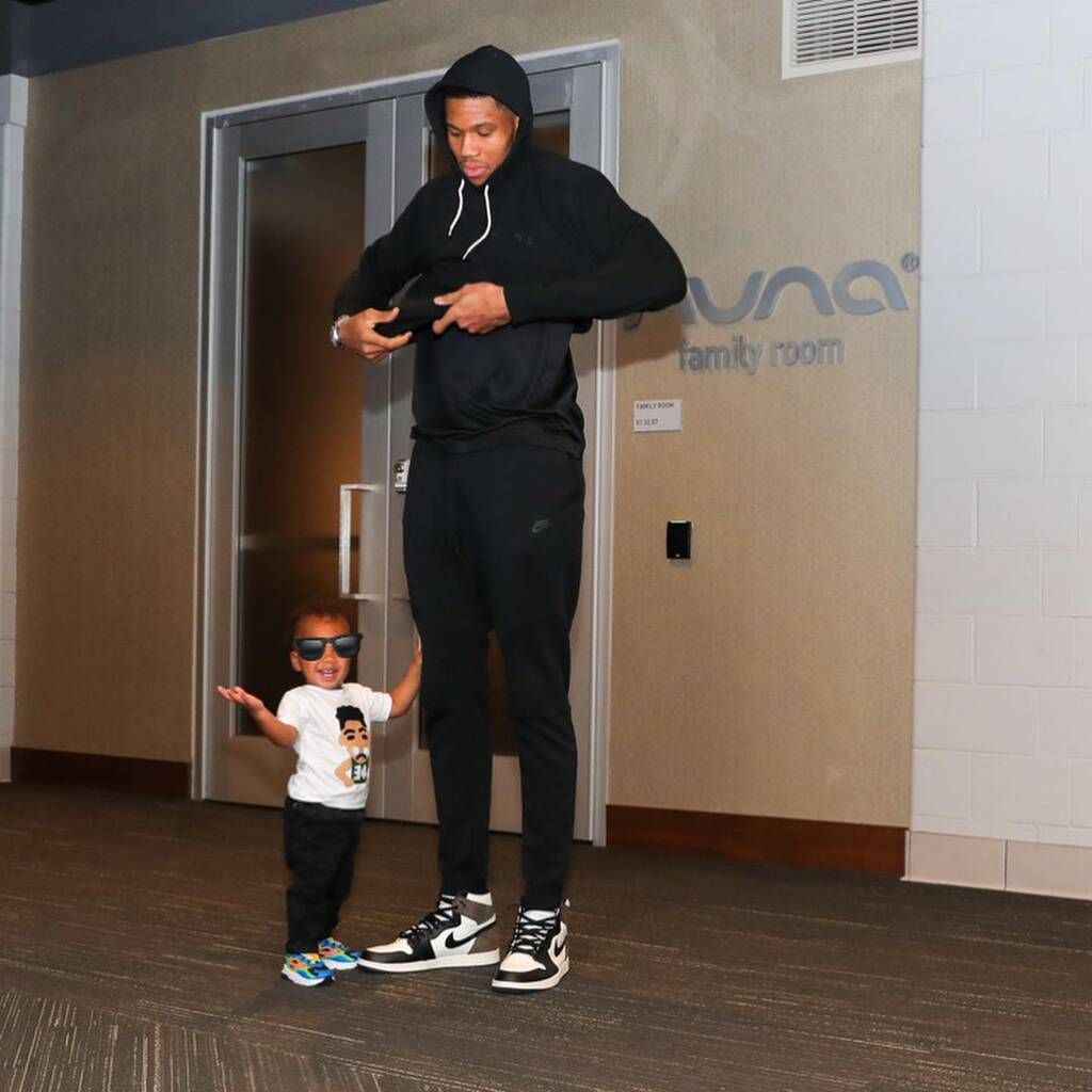 Πώς είναι η ζωή με 2 παιδιά κάτω των 2; Η σύζυγός του Αντετοκούνμπο περιγράφει