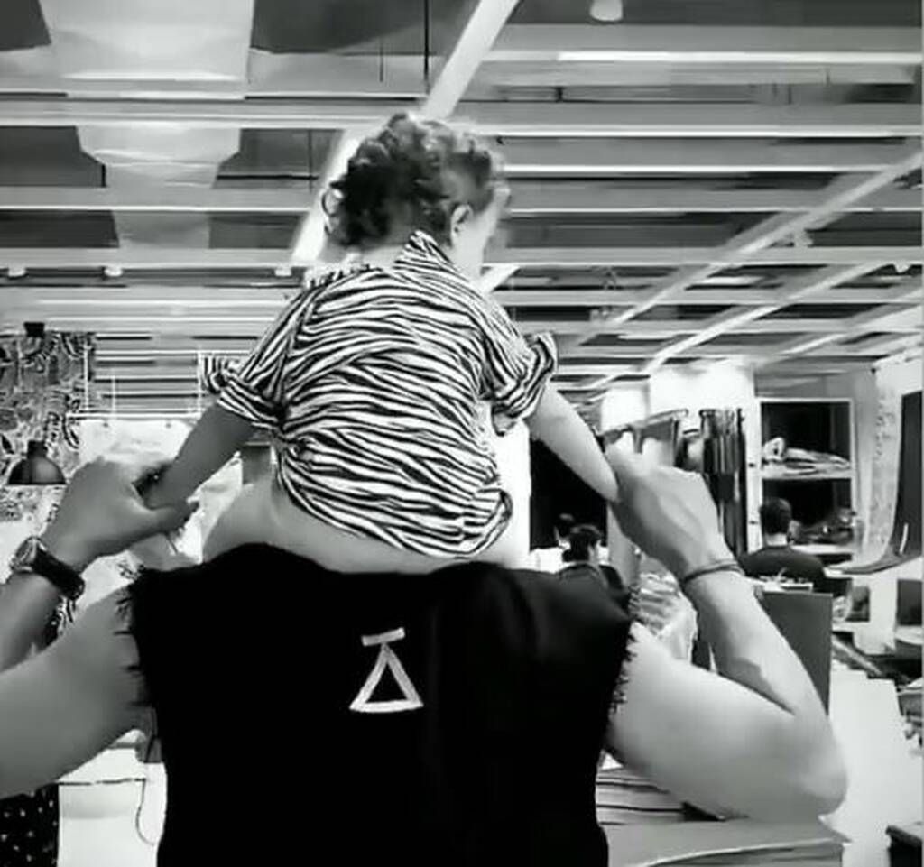 Το πρώτο ταξίδι το έκανε μαζί της όταν ήταν ακόμα μωρό