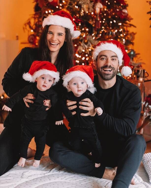 Τα πρώτα Χριστούγεννα των διδύμων