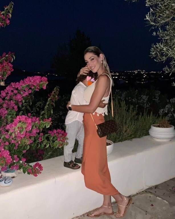 Μία ακόμα φωτογραφια μαμάς και γιου.