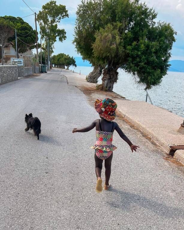 Κόρη Χριστίνας Κοντοβά - Ada: Bucket παιδικό καπέλο για προστασία από τον ήλιο