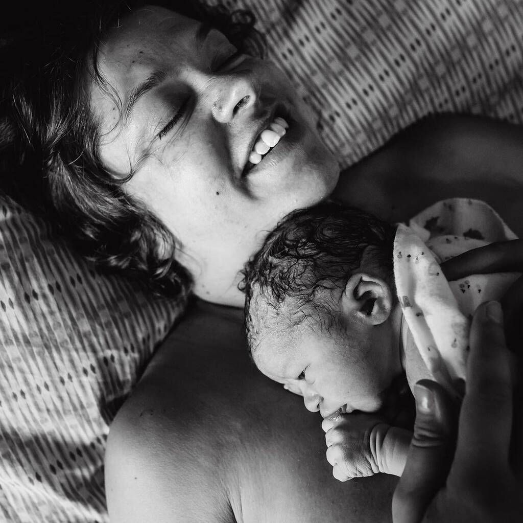 Από τις πιο ιδιαίτερες φωτογραφίες αυτού του φωτογραφικού άλμπουμ - Πηγή φωτογραφίας: Instagram / monetnicolebirths