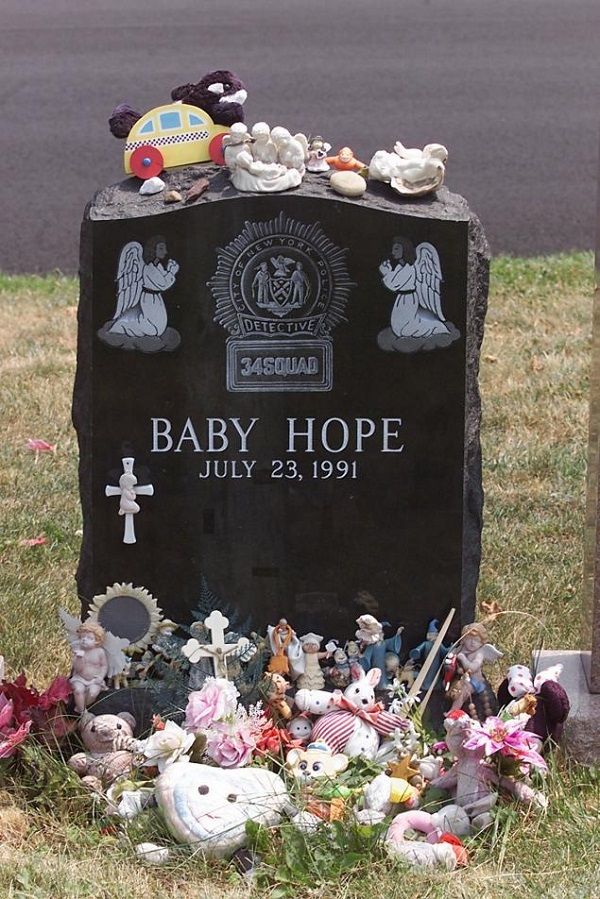 22 χρόνια μετά βρέθηκε ο δολοφόνος του μικρού κοριτσιού που δεν το αναζήτησε ποτέ κανείς (εικόνες)