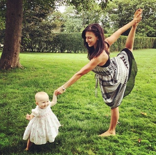 Χιλάρια Μπάλντουιν: Δε θα πιστεύετε τι κάνει με την κόρη της κάθε στιγμή της ημέρας! (εικόνες)