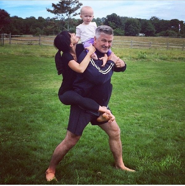 Χιλάρια Μπάλντουιν: Δε θα πιστεύετε τι κάνει με την κόρη της κάθε στιγμή της ημέρας! (εικόνες)