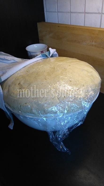 Το μυστικό της επιτυχίας για τσουρέκι που κάνει «κλωστές»!