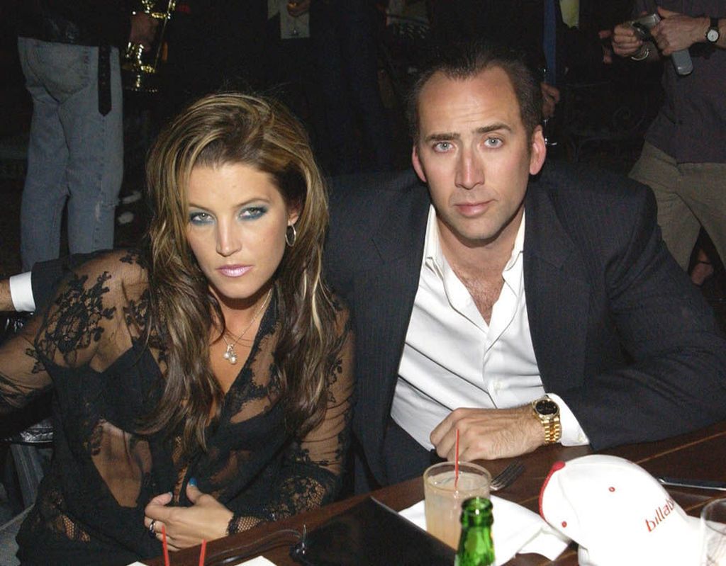 Διάσημοι που υπήρξαν κάποτε παντρεμένοι! Τους θυμάσαι;