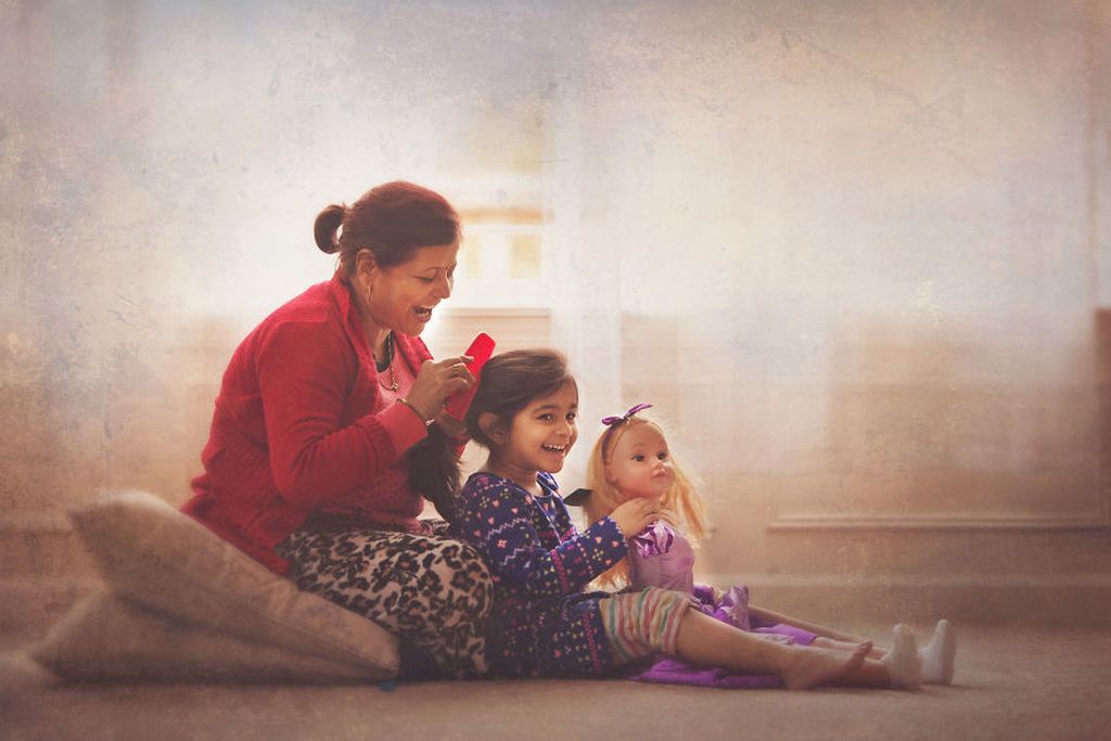 Μαμά περιμένει δεύτερο παιδί κι αυτός είναι ο τρόπος που βρήκε για να μην παραμελεί το μεγαλύτερο