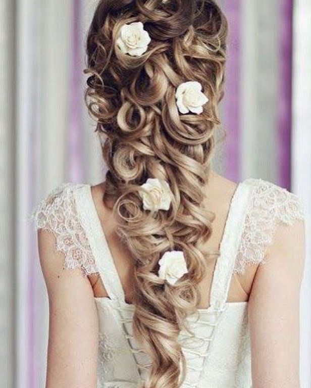 Δεκαπέντε απίθανα καλοκαιρινά χτενίσματα για μαμάδες, που θέλουν να εντυπωσιάσουν