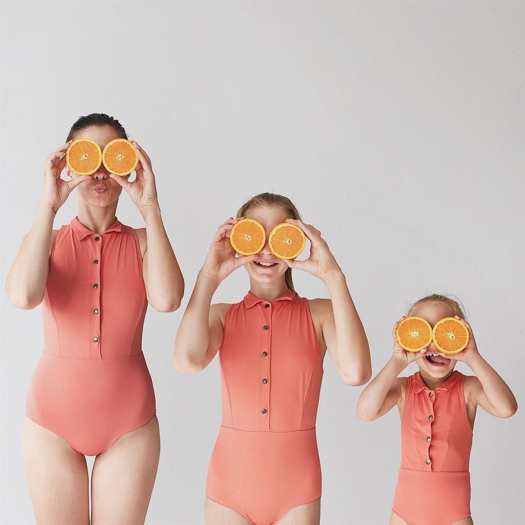 Όταν οι κόρες μιμούνται τη μαμά (pics)