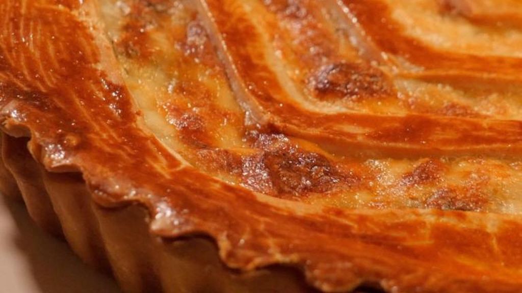 Τάρτα μανιταριών με γλυκό τραχανά (vid)