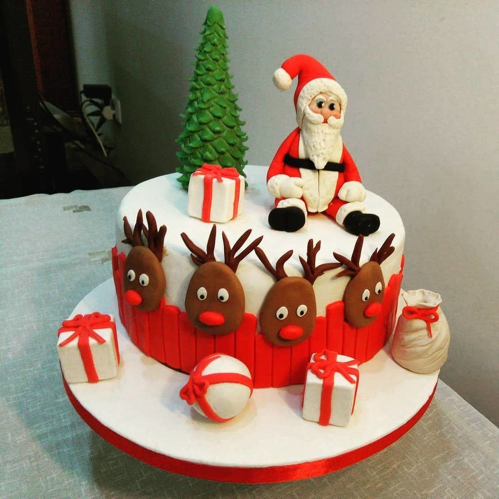 Εντυπωσιακές ιδέες διακόσμησης για τούρτες με θέμα τον Αη Βασίλη (pics)