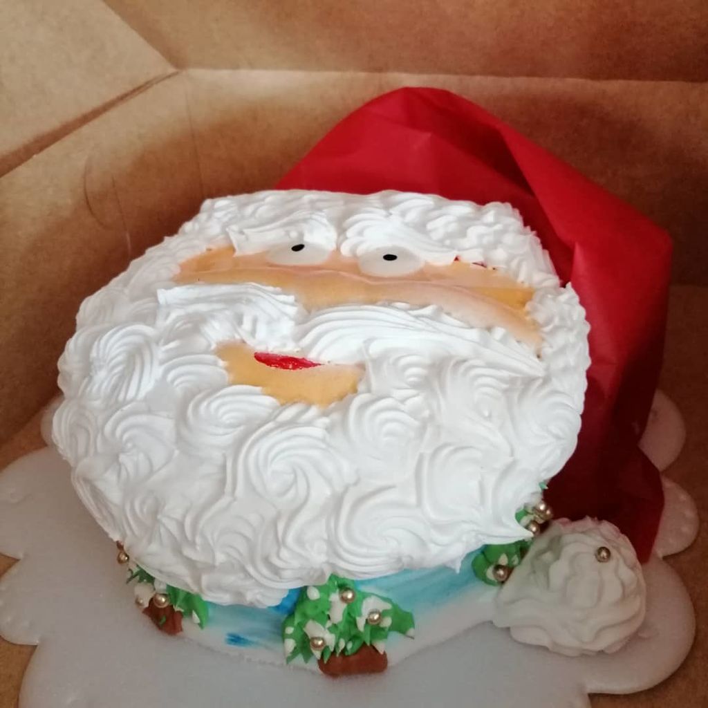 Εντυπωσιακές ιδέες διακόσμησης για τούρτες με θέμα τον Αη Βασίλη (pics)