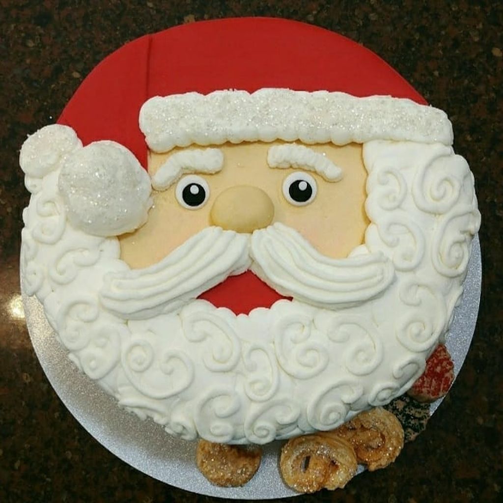 Εντυπωσιακές ιδέες διακόσμησης για τούρτες με θέμα τον Αη Βασίλη (pics)