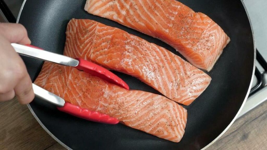 Πεντανόστιμος σολομός με μανιτάρια σε σάλτσα μουστάρδας (vid)