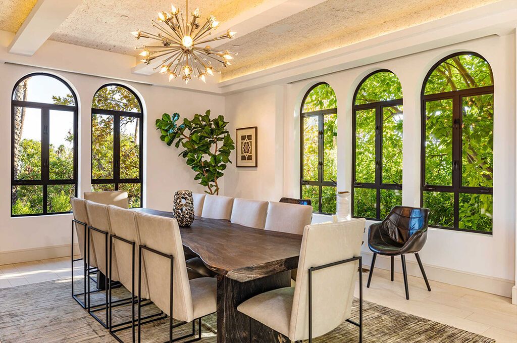 Rihanna: Φωτογραφίες από εντυπωσιακό σπίτι της στο Hollywood (pics)