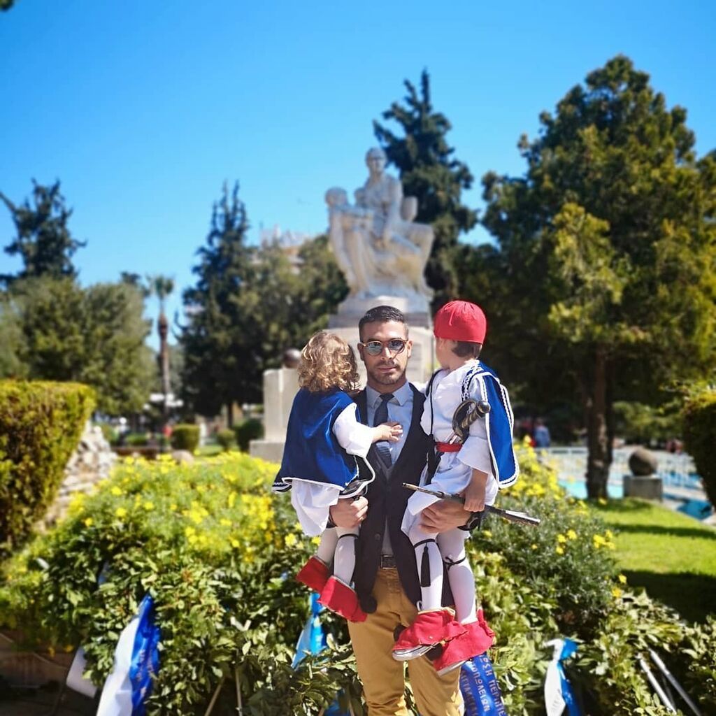 Δείτε τους γιους του Νίκου Αναδιώτη (pics)