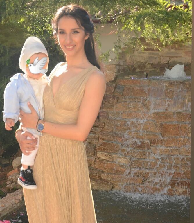 Η ίδια κατάφερε να κρατήσει κρυφό το νέο μέχρι να τελεσθεί το μυστήριο και πλέον βλέπουμε τις πρώτες φωτογραφίες!