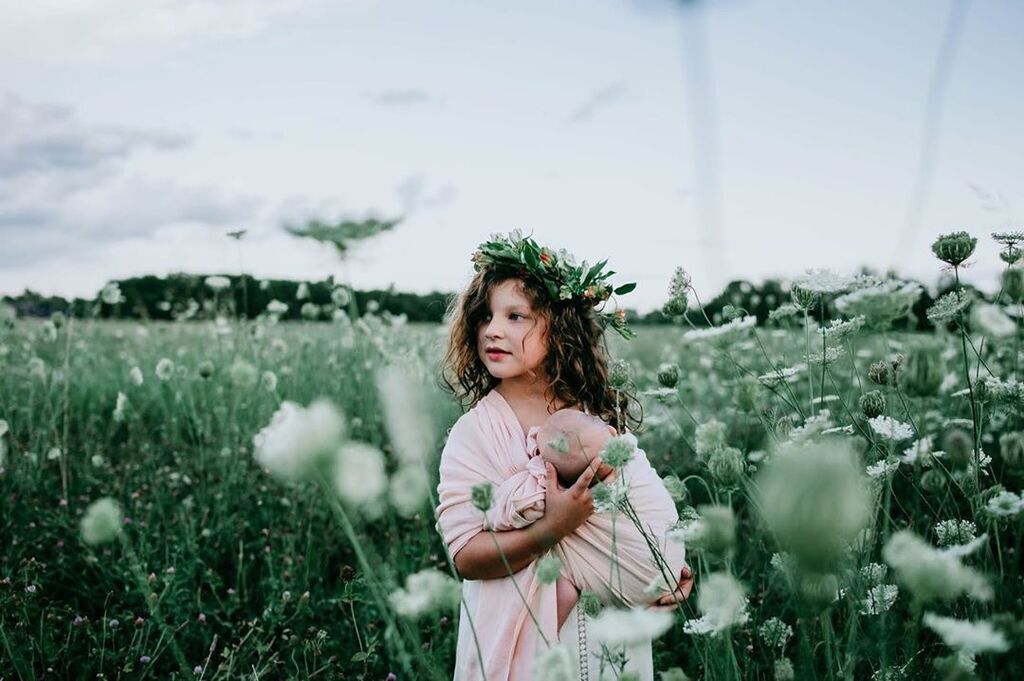 Οι υπέροχες φωτογραφίες αυτών των αδελφών κάνουν το γύρο του διαδικτύου & αυτός είναι ο λόγος (pics)