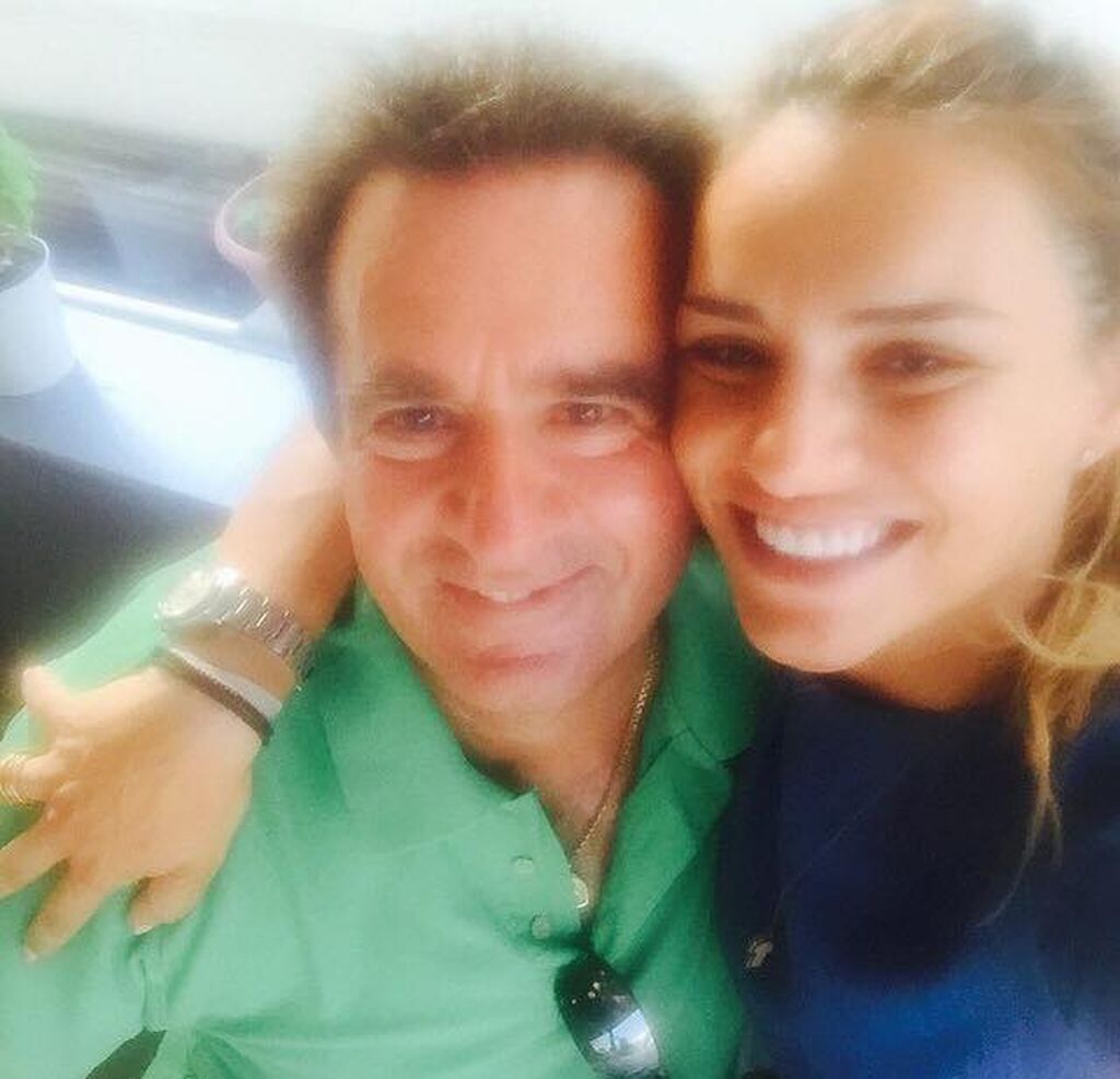 Η Ελένη Τσολάκη μας δείχνει για πρώτη φορά τον πατέρα της (Pics)