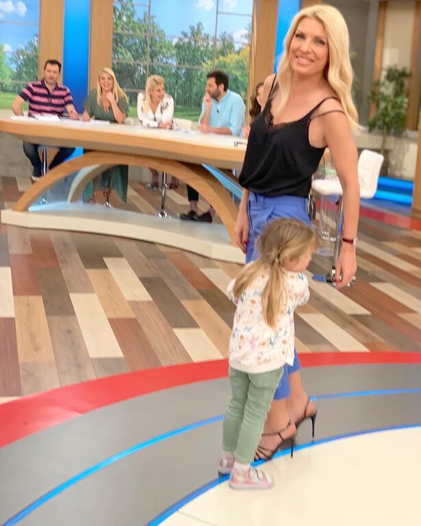 Ελένη Μενεγάκη: Δες τις φώτο με τα παιδιά της που δημοσίευσε μέσα στο 2019 και θα ξετρελαθείς (pics)