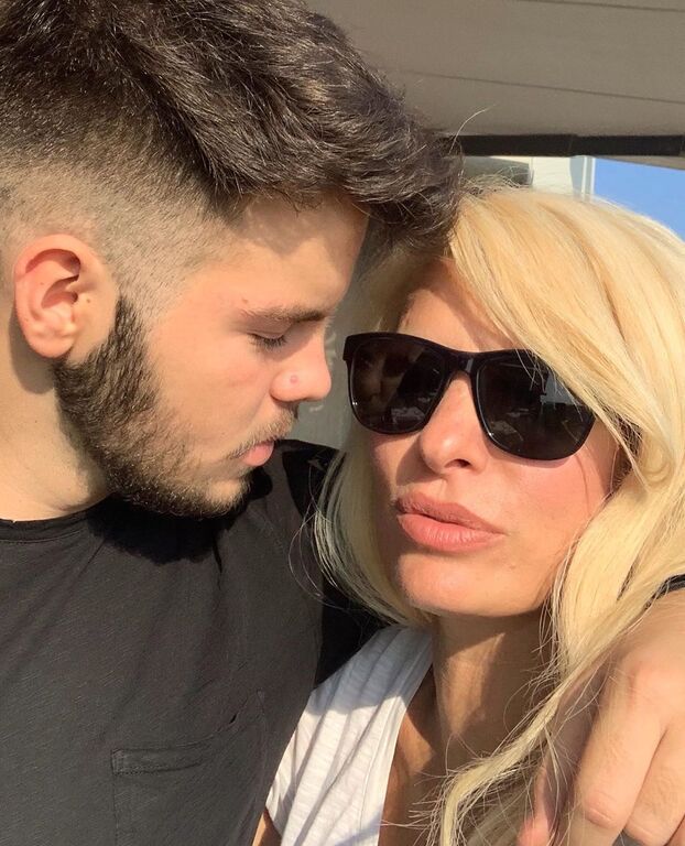 Ελένη Μενεγάκη: Δες τις φώτο με τα παιδιά της που δημοσίευσε μέσα στο 2019 και θα ξετρελαθείς (pics)