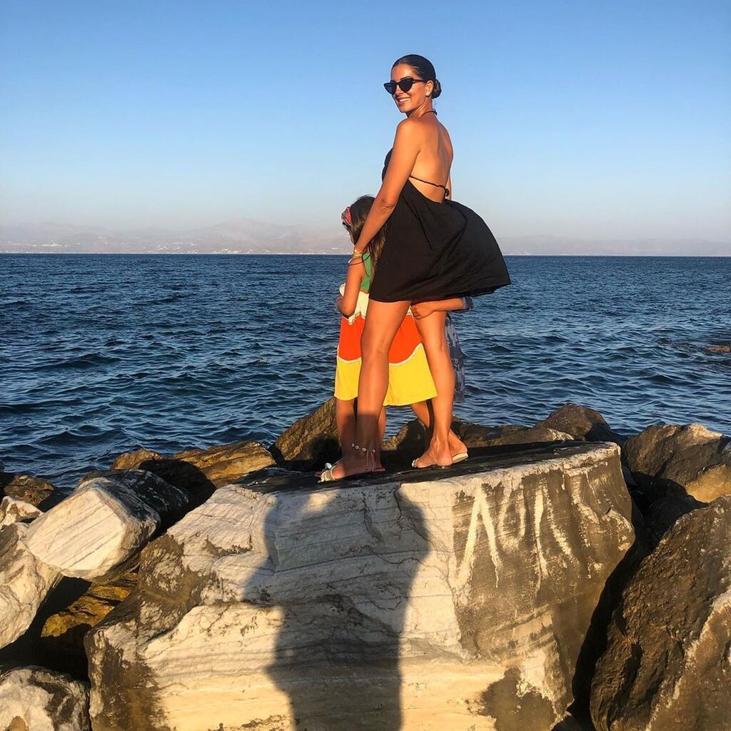 Σταματίνα Τσιμιτσιλή: Οι φωτογραφίες που έχει δημοσιεύσει με τά παιδιά της μέσα στο 2019 (Pics)