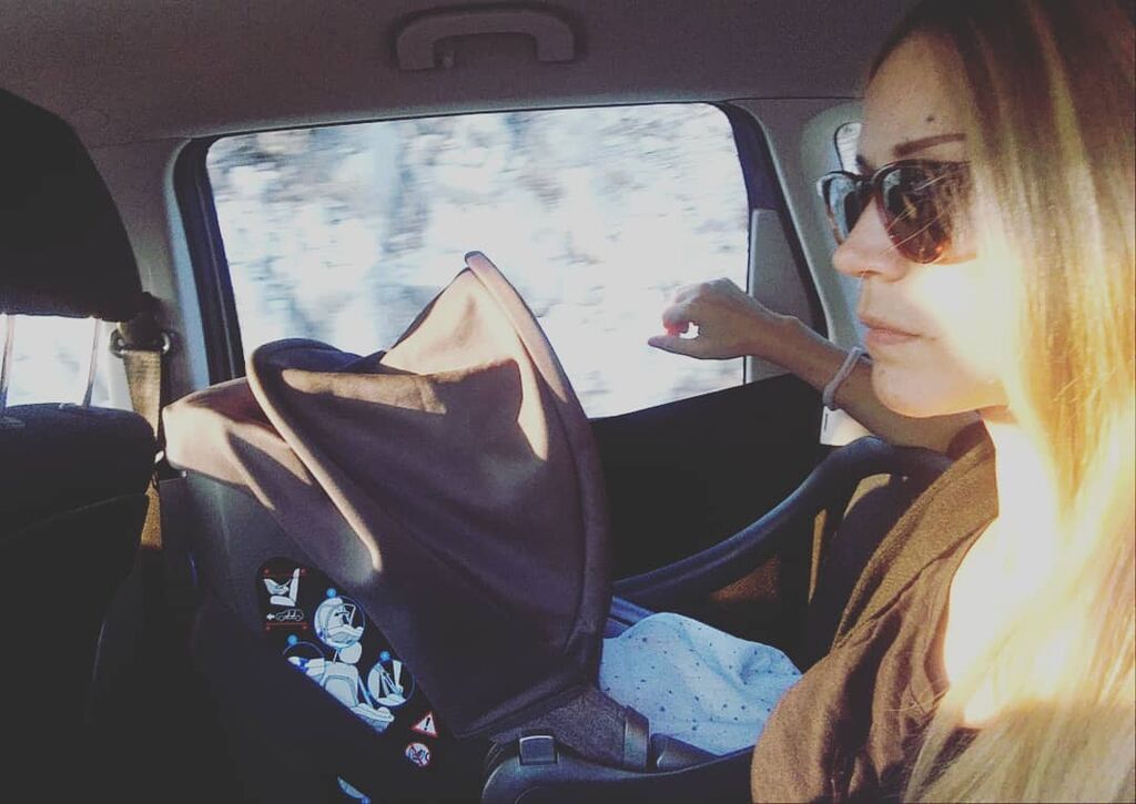 Ιωάννα Παππά: Οι φωτογραφίες που έχει δημοσιεύσει με το μωρό της μέσα στο 2019 (Pics)