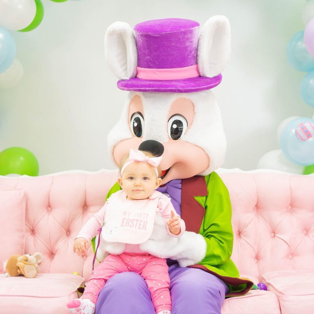 Παιδιά φωτογραφίζονται με το λαγουδάκι του Πάσχα και χαρίζουν άφθονο γέλιο (pics) 