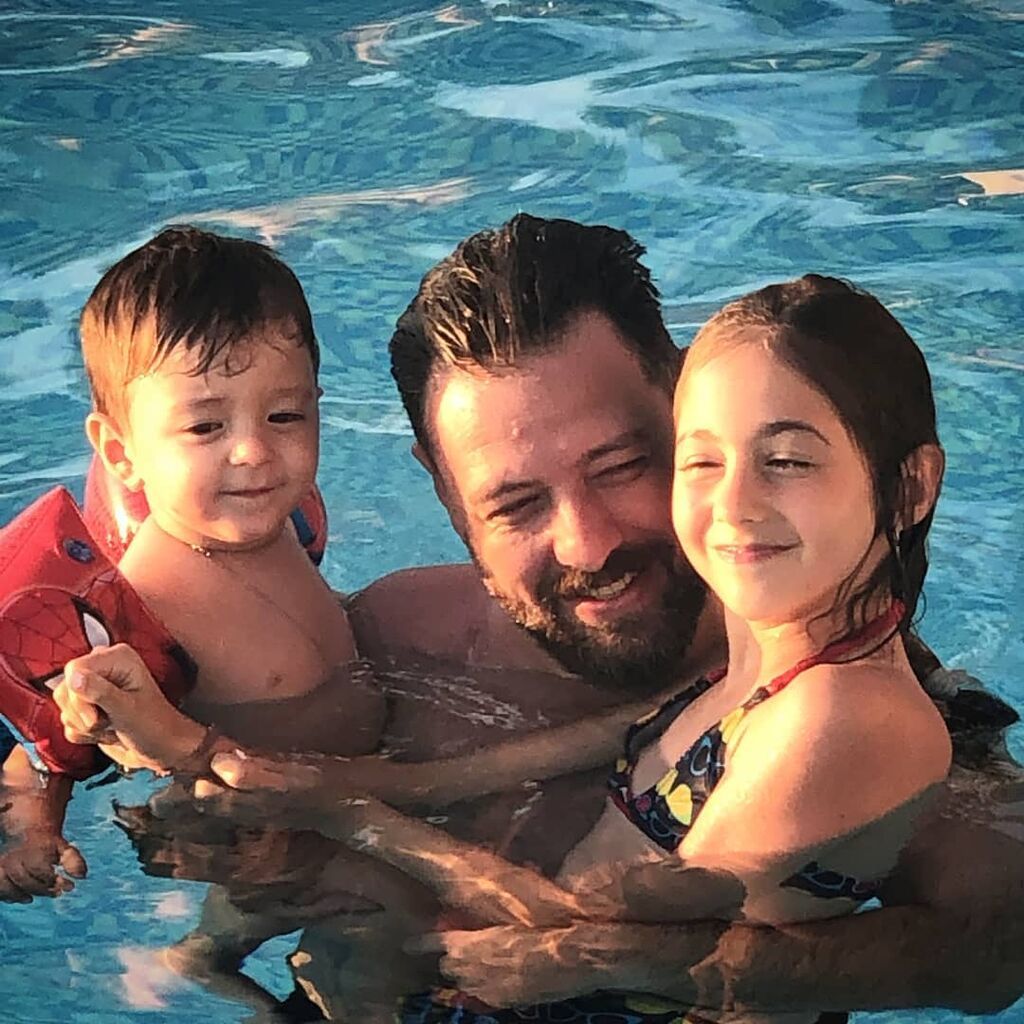 Μάνος Παπαγιάννης: Δείτε την πλάκα που έκανε στην Αγγελική Δαλιάνη και την κατατρόμαξε (pics + vid) 