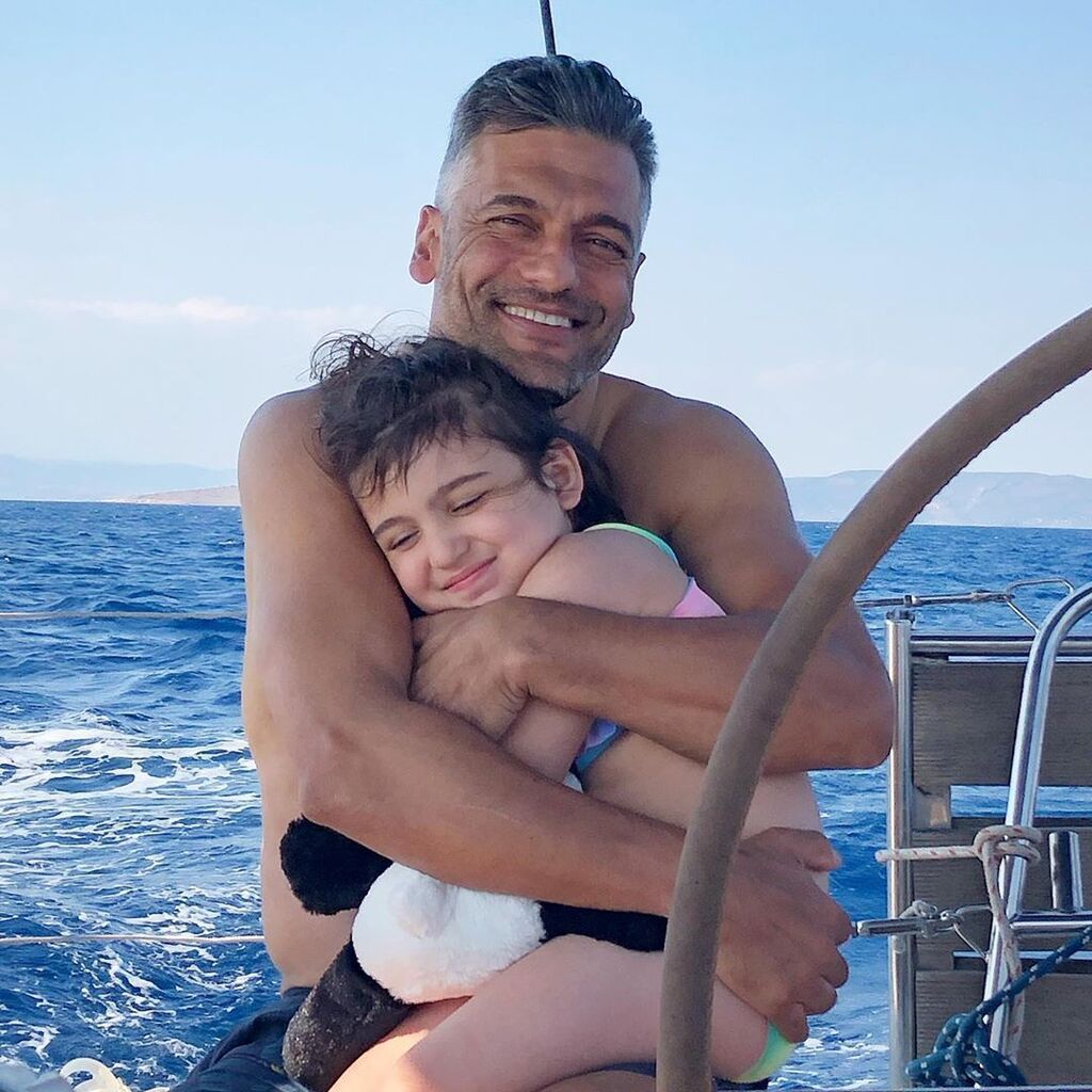 Κόμησσα Κρητικού - Στέλιος Κρητικός