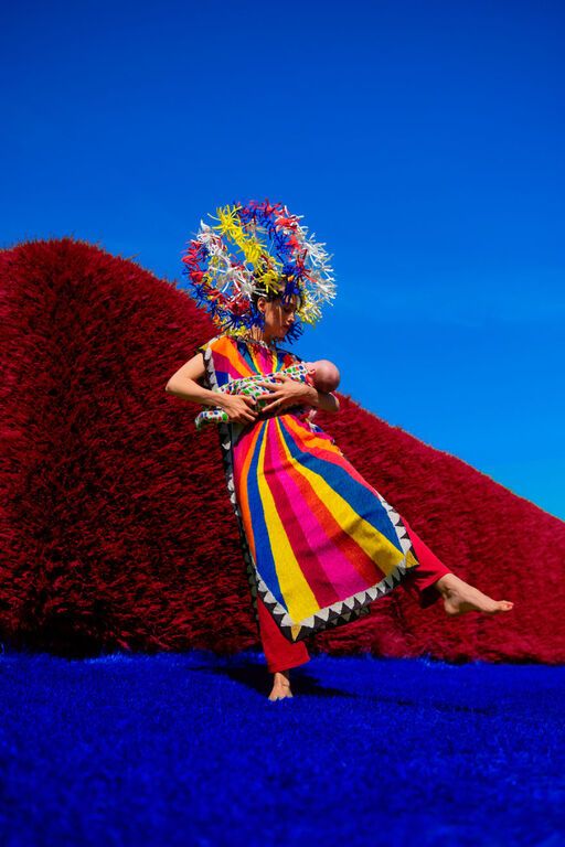 Οι απίθανες φωτογραφίες μίας μαμάς με το νεογέννητο μωρό της (pics)