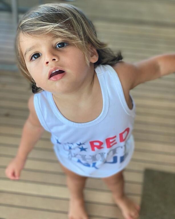 Eva Longoria: Δείτε πόσο έχει μεγαλώσει ο γιος της (pics)