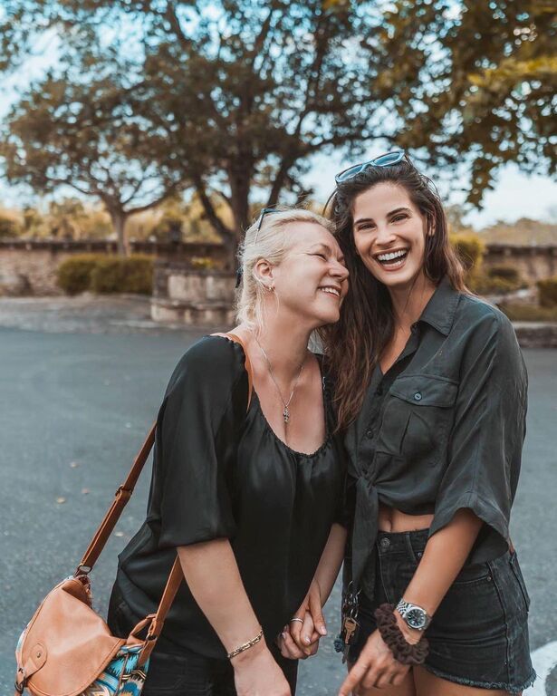 Σάκης Τανιμανίδης: Η ανάρτηση της μητέρας του για τον ερχομό των διδύμων