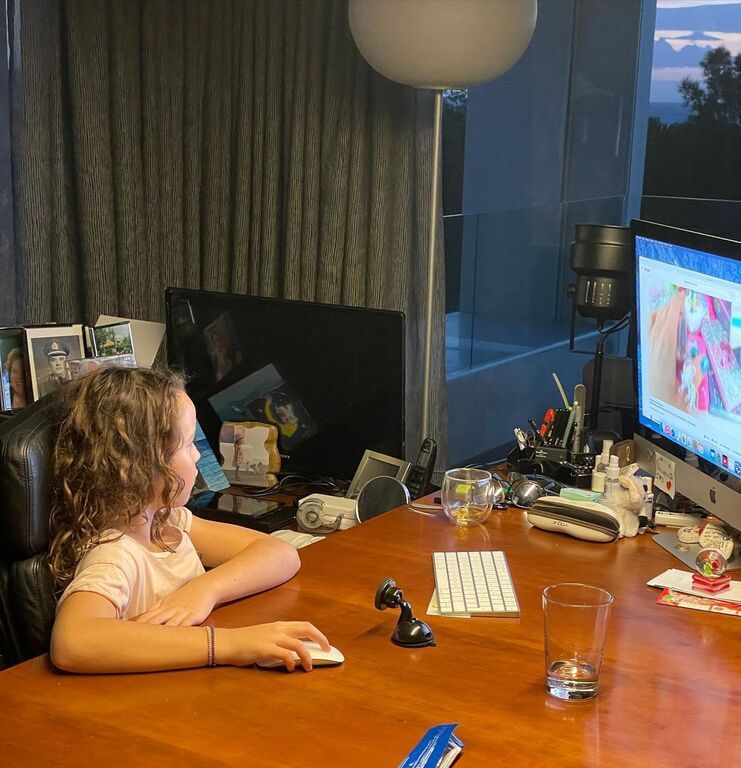 Ζήνα - Λύρας: Όλο κι ομορφαίνει όσο μεγαλώνει η κόρη τους - Δείτε νέα φώτο 