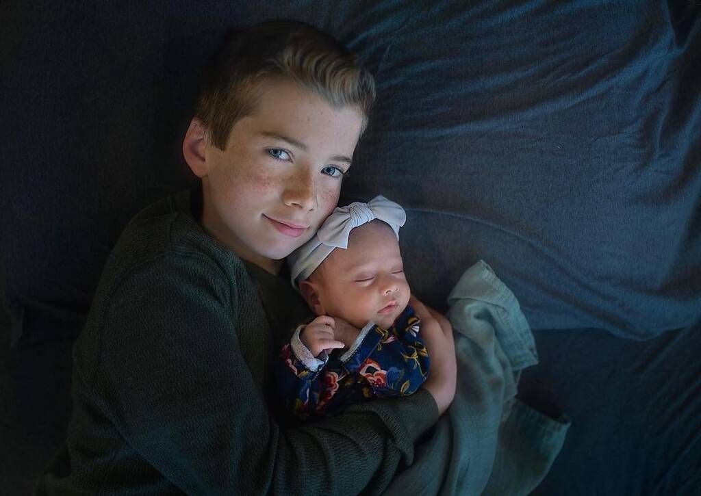 Είναι μητέρα έξι παιδιών και βγάζει απίθανες φωτογραφίες